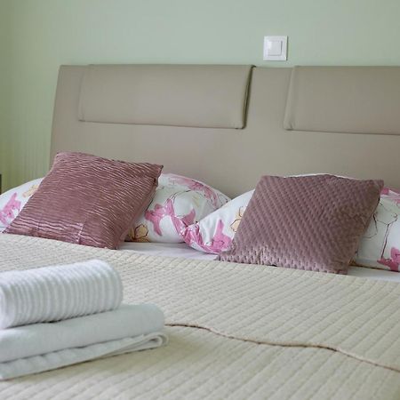 Apartments Nika ตูรันญ์ ห้อง รูปภาพ