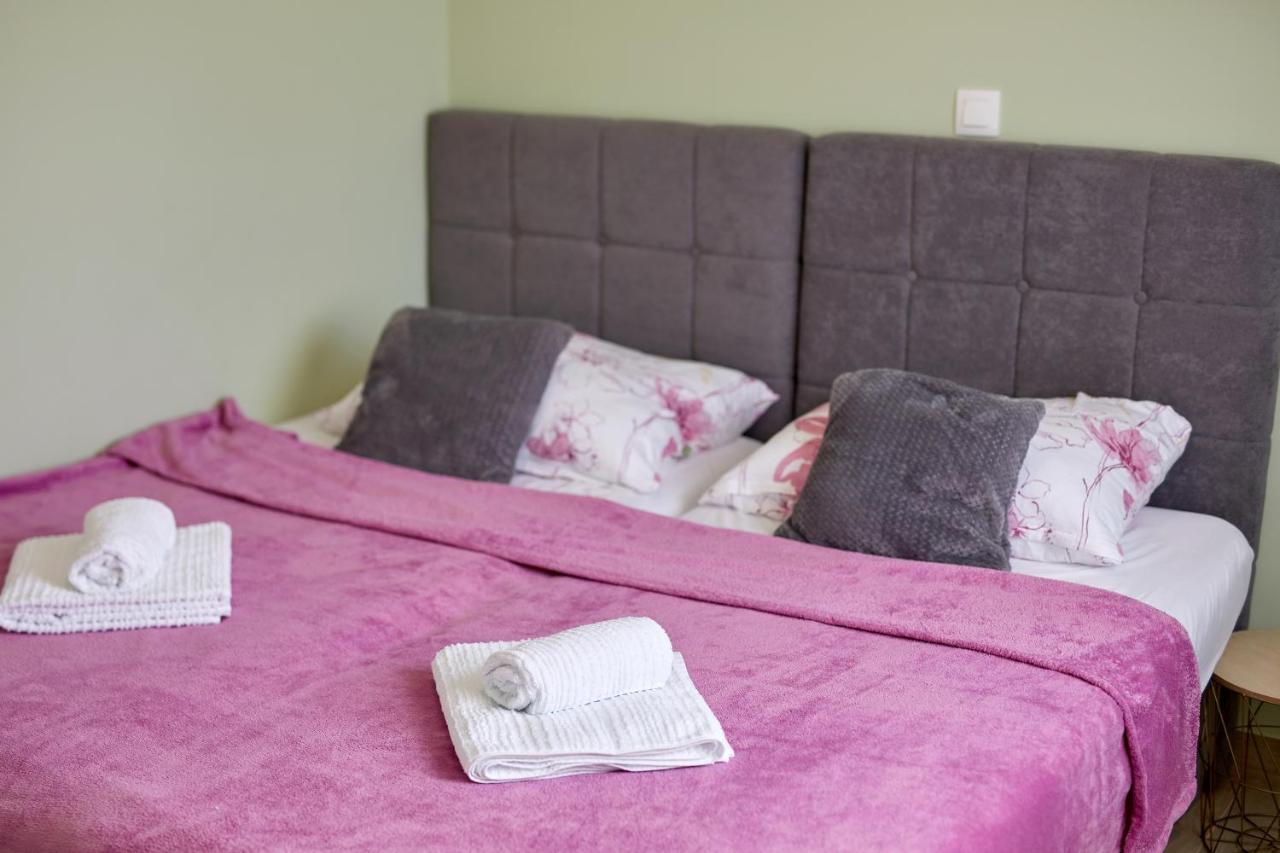 Apartments Nika ตูรันญ์ ห้อง รูปภาพ