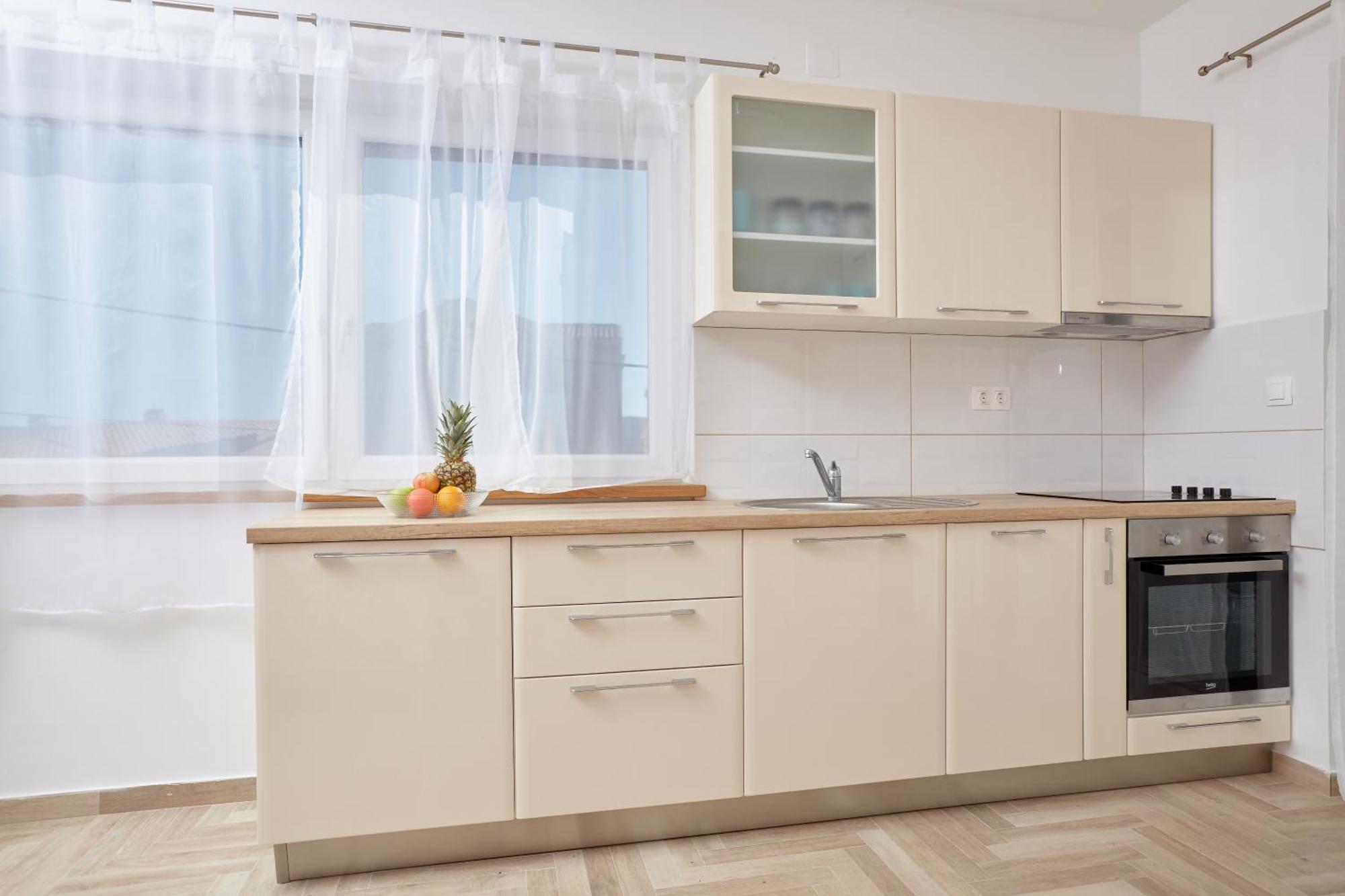 Apartments Nika ตูรันญ์ ห้อง รูปภาพ