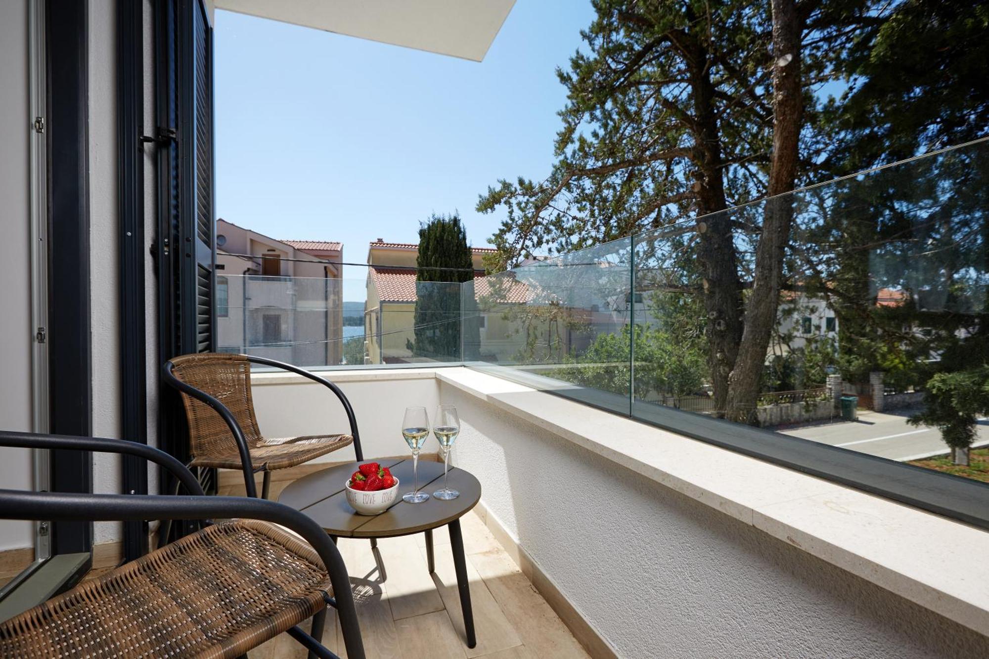 Apartments Nika ตูรันญ์ ห้อง รูปภาพ