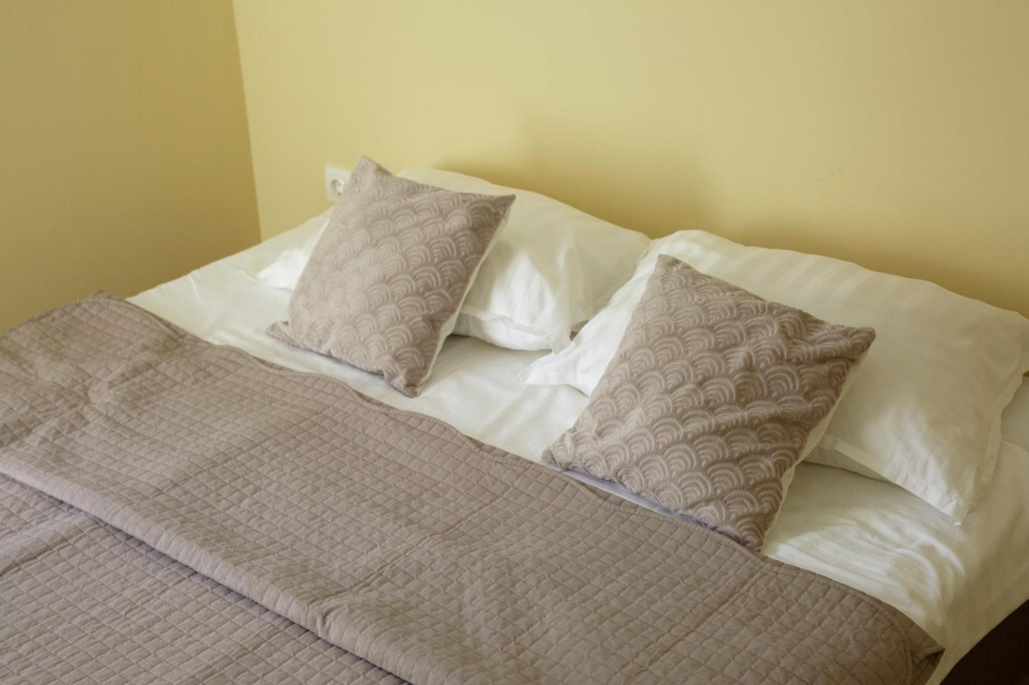 Apartments Nika ตูรันญ์ ห้อง รูปภาพ